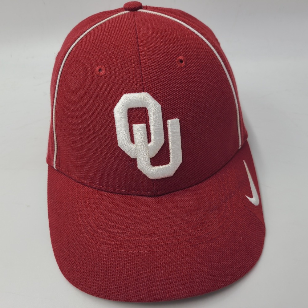 Oklahoma Sooners Hat Adjustable Nike Red White NCAA Logo Legacy91 Dri-Fit Men